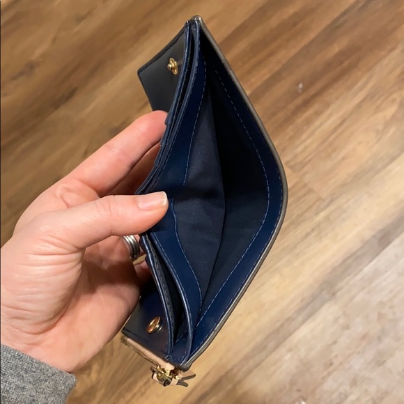 Tory Burch Wallet - Picture 5 of 6